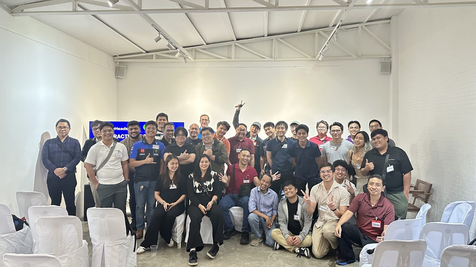 eHeads 15 group photo at Guijo Studios