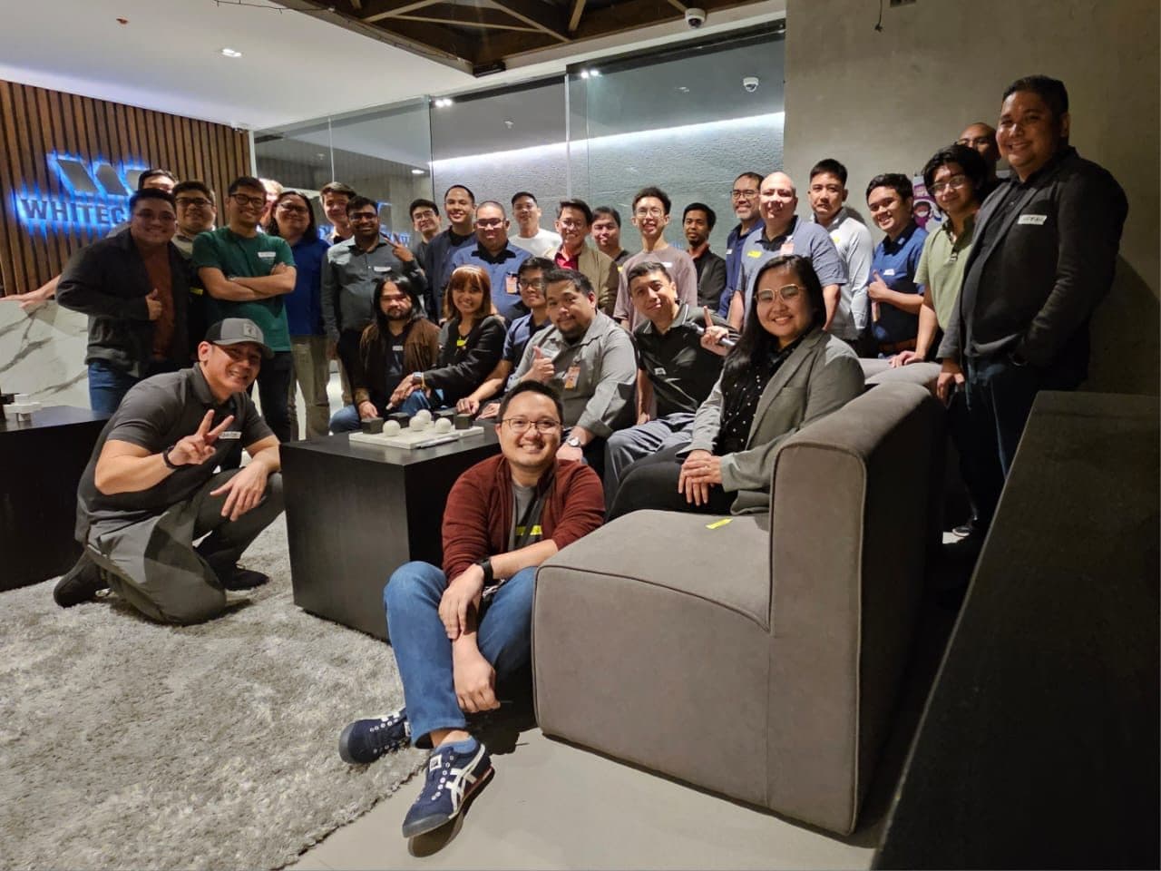 eHeads 9 group photo at White Cloak Technologies