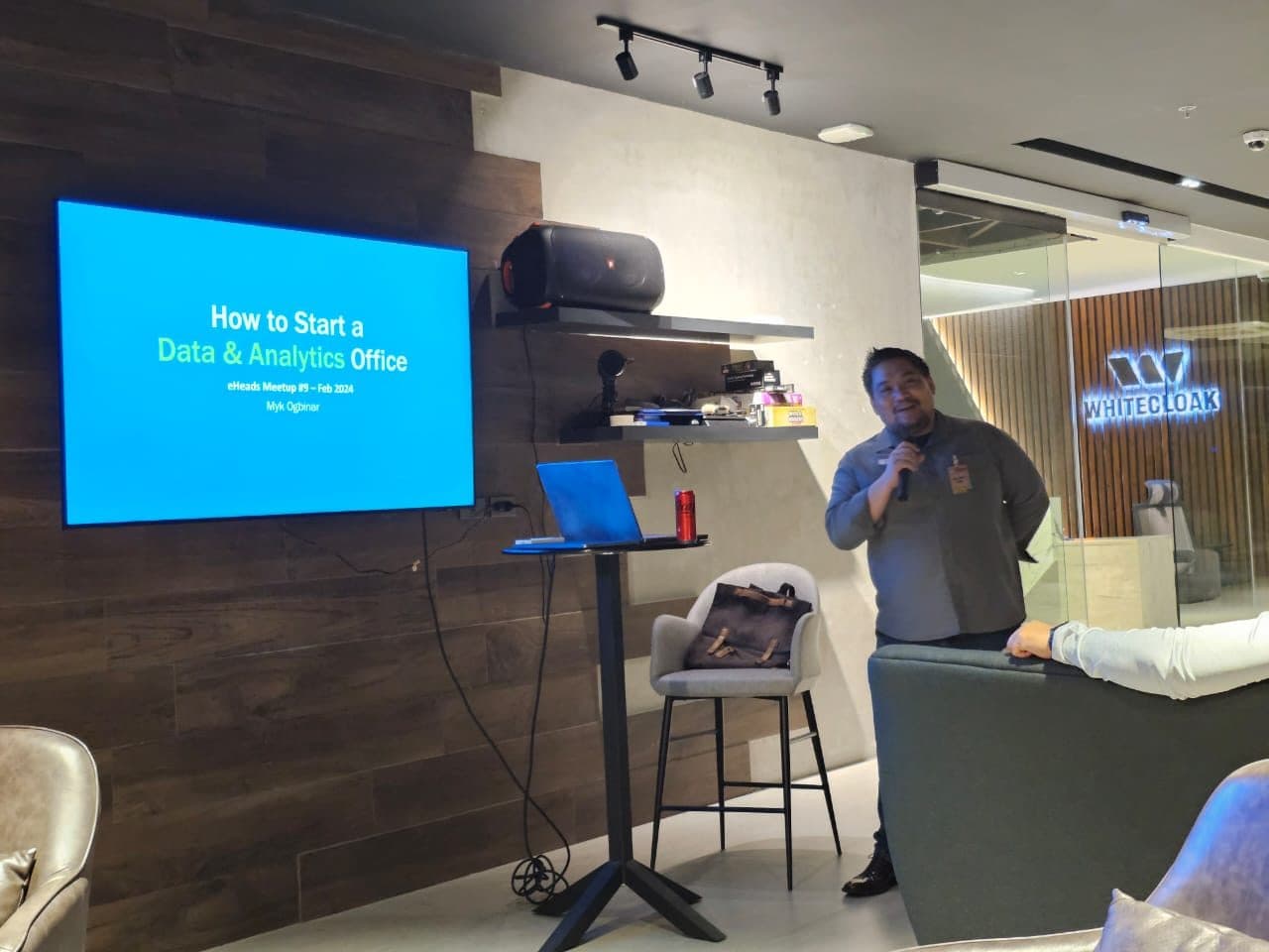The talk How to Start a Data and Analytics Office at eHeads 9